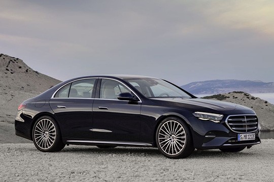 Mercedes-Benz E-Class W214